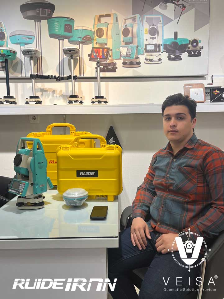 جناب آقای مهندس فاطمی عزیز خریدار ست جذاب توتال استیشن و گیرنده مولتی فرکانس روید از شهرستان زیبای ماسال گیلان