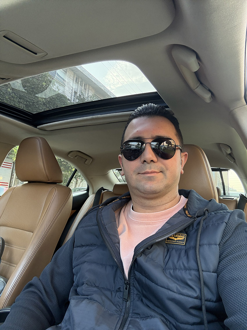 سید حسین حسینی مدیرعامل بازرگانی ویسا با بیش از ۱۶ سال سابقه واردات و عرضه تکنولوژی ژئوماتیک در کشور ایران، عراق و ترکیه